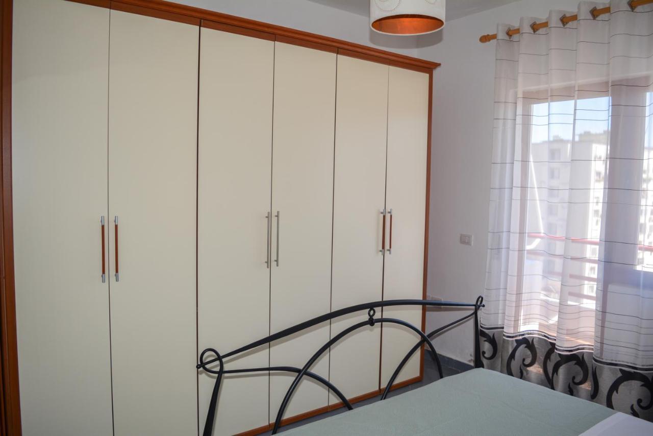Moraceae Lovely Apartment Тирана Екстериор снимка