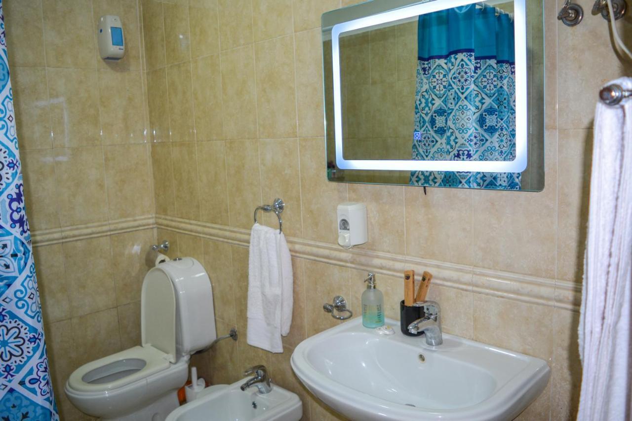 Moraceae Lovely Apartment Тирана Екстериор снимка